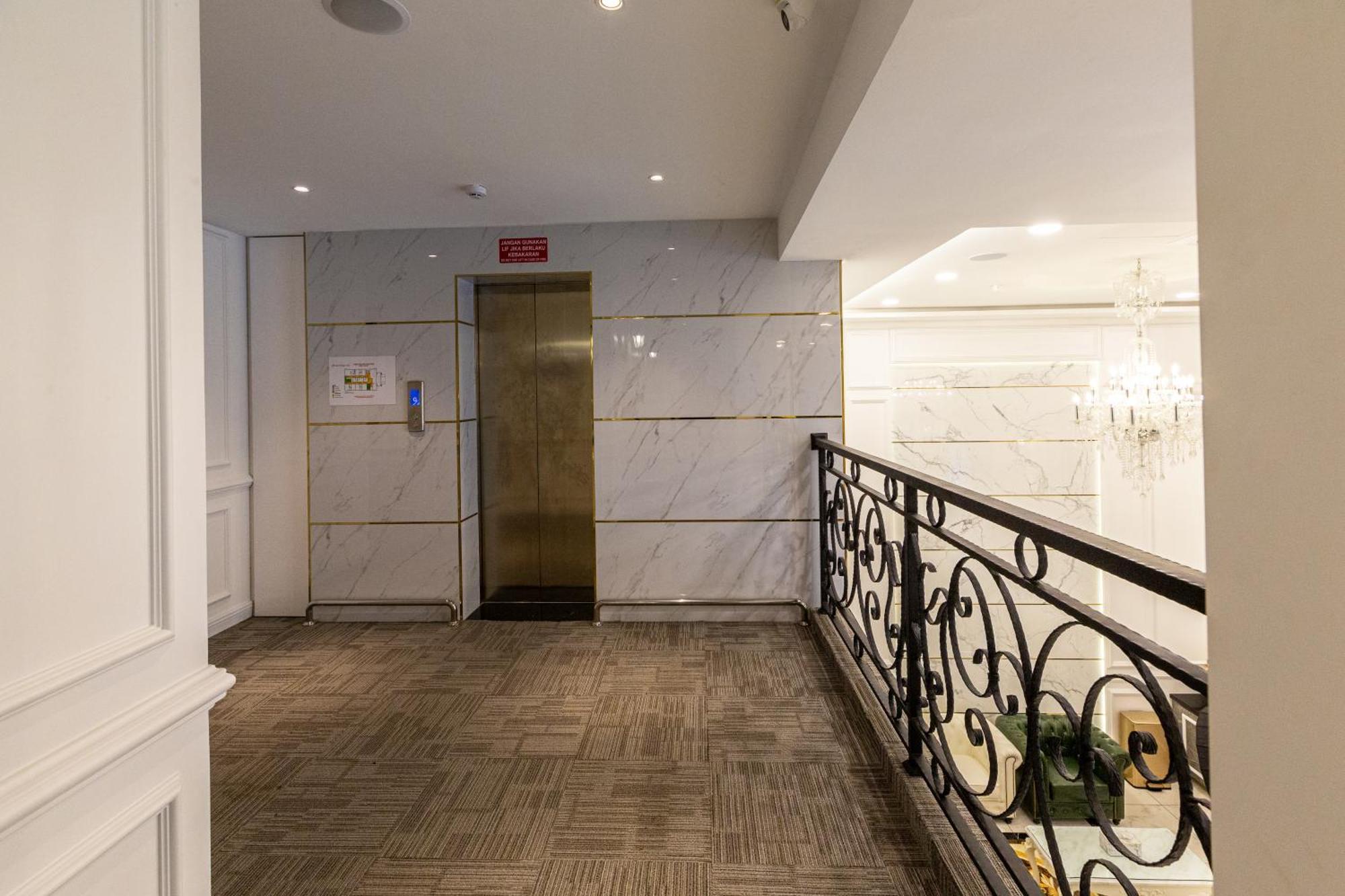 Frazel Heritage Hotel Алор Сетар Екстериор снимка